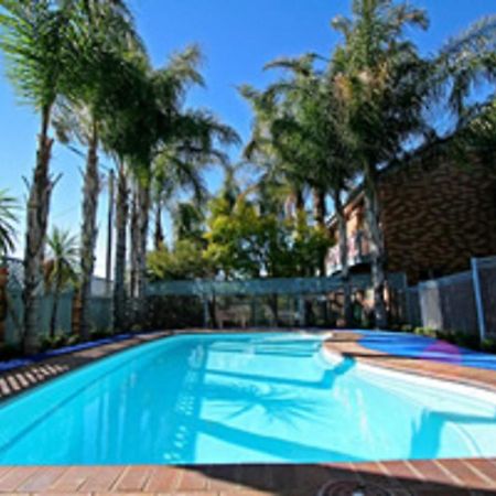 Cattlemans Country Motor Inn & Serviced Apartments Dubbo Kültér fotó